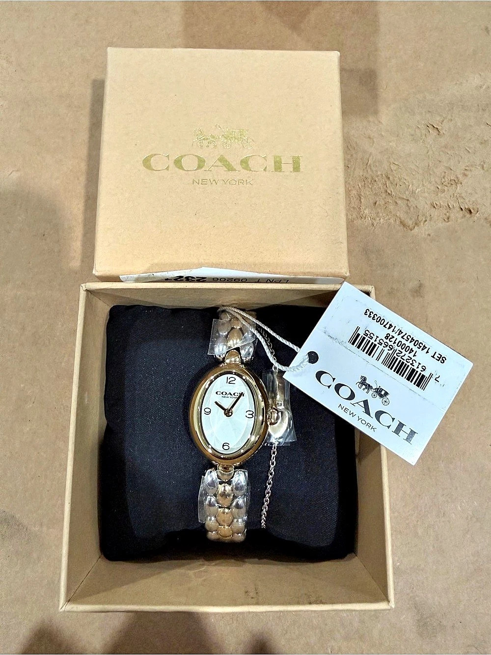 Coach Sammy Women's 2H Quartz Watch Gift 22.5 MM, Link Bracelet - Set NWT